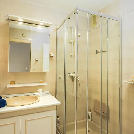 Edificio El Rey-2 By Interhome Apartment