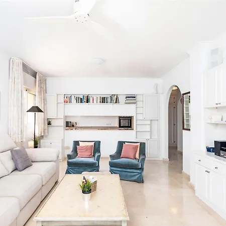 Edificio El Rey-2 By Interhome Fuengirola