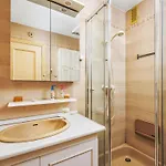 Edificio El Rey-2 By Interhome
